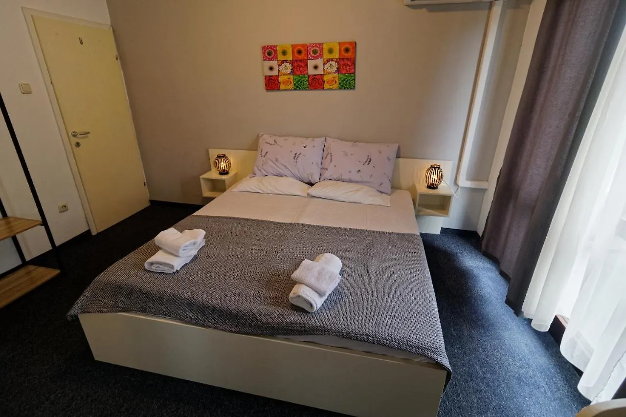 Hotel Meliores Rooms Šilo